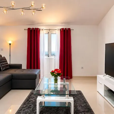 Apartament Casa Santana With Ocean Views, Parking & Wifi